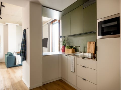 Premium Studio | Private kitchen | Full-size fridge, microwave, stovetop, espresso maker