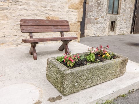 Cottage | Property grounds