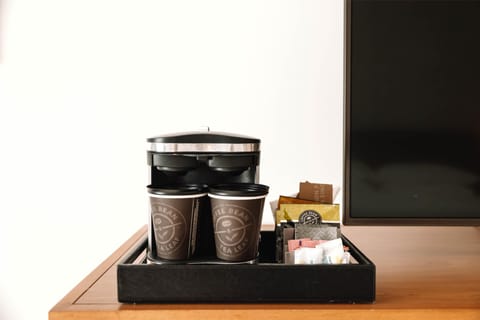 Premium bedding, Tempur-Pedic beds, in-room safe, desk