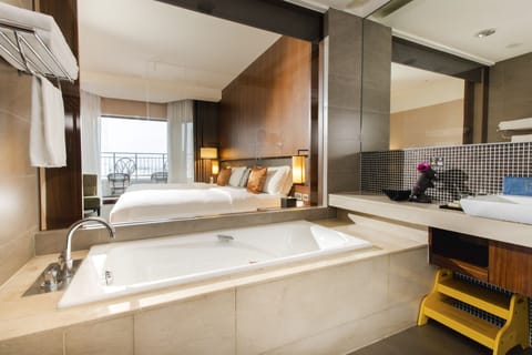 Superior Twin Room (with Balcony) | Bathroom | Designer toiletries, hair dryer, bathrobes, slippers