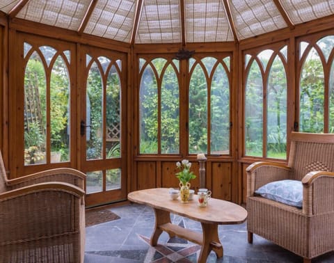 Cottage | Living room | DVD player