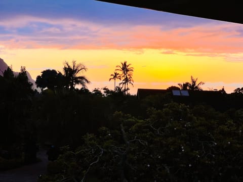 Actual sunset from the lanai at the Mokihana House Kauai