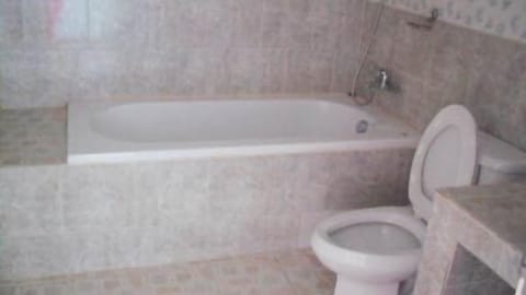 Free toiletries, towels