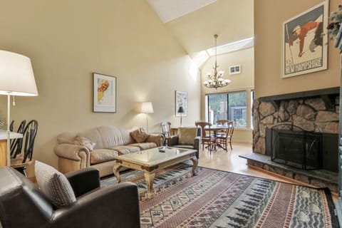 Furniture, Living Room, Indoors, Room, Couch