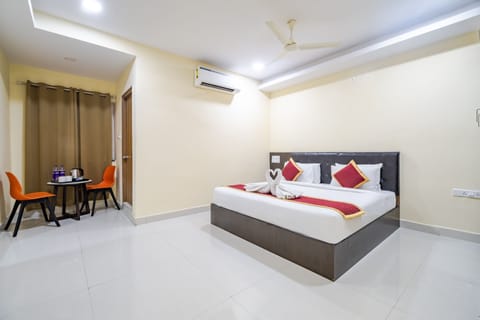 Executive Room | Premium bedding, down comforters, pillowtop beds, free WiFi