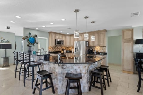 Large Island and Dining Table (Combined) Seats 13 People   