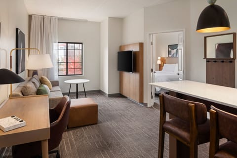 Suite, 1 Bedroom, Kitchen | Pillowtop beds, in-room safe, individually decorated