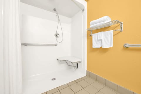 Standard Room, 2 Queen Beds | Bathroom | Combined shower/tub, designer toiletries, hair dryer, towels