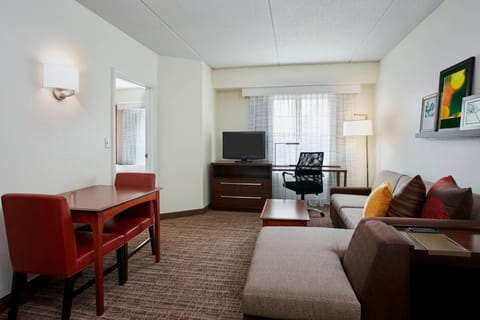 Suite, 1 Bedroom (Hearing Accessible) | Living room | 32-inch flat-screen TV with satellite channels, TV