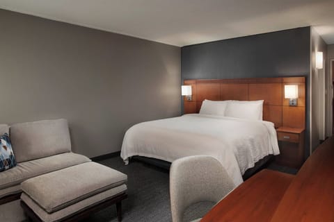 Room, 1 King Bed | Premium bedding, in-room safe, desk, laptop workspace