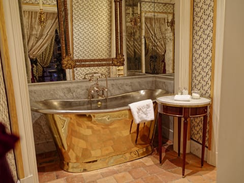 Signature Double Room | Bathroom | Designer toiletries, hair dryer, bathrobes, towels