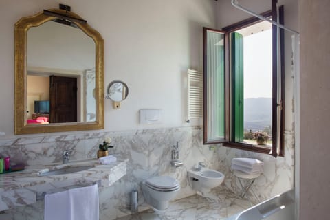 Suite Executive | 1 bedroom, premium bedding, minibar, in-room safe