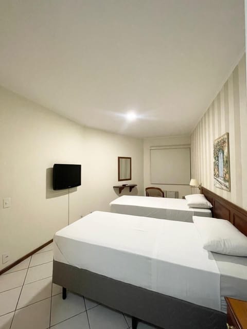 Superior Twin Room | Minibar, desk, free WiFi, bed sheets