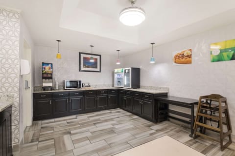 Free daily full breakfast