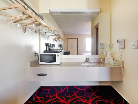 Room, 1 King Bed | Bathroom sink