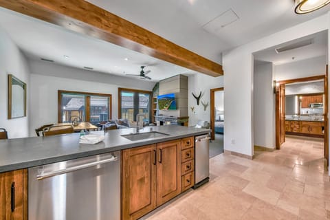 Flooring, Floor, Indoors, Room, Kitchen