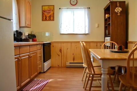 Cabin, 2 Bedrooms (Timber Mountain - Not Pet Friendly) | Private kitchen | Fridge, microwave, coffee/tea maker, toaster