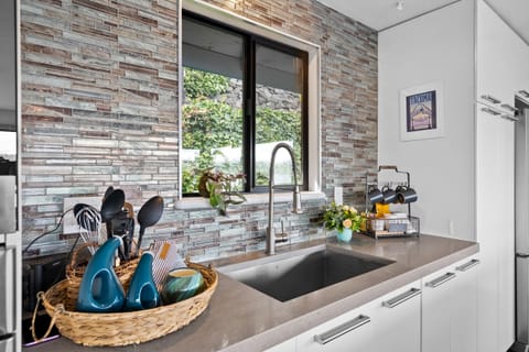 The kitchen is nicely equipped. Starter spices, olive oil, coffee, tea.