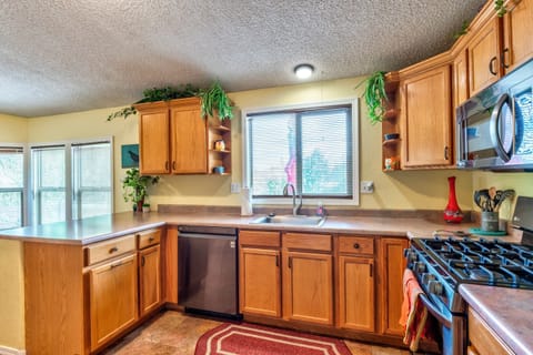 719663ba-2836-49a3-a4e7-90de336fa086