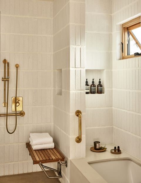 Bungalow and Bunk Beds | Bathroom | Shower, rainfall showerhead, free toiletries, hair dryer