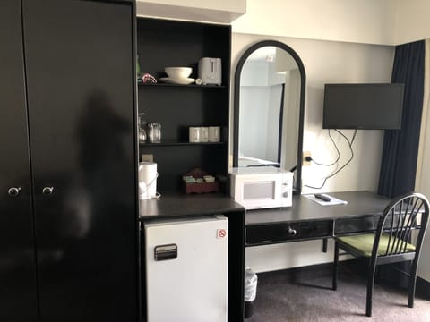 Superior Room | Iron/ironing board, free WiFi, bed sheets