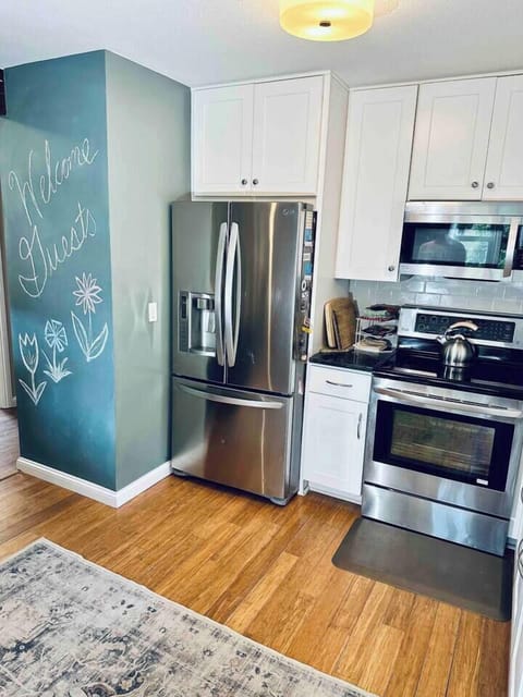 bd8bfc36-6098-447f-853c-e432840bd6b0