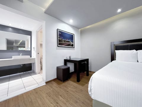 Deluxe Double Room, 2 Double Beds, Non Smoking | Premium bedding, pillowtop beds, in-room safe, desk