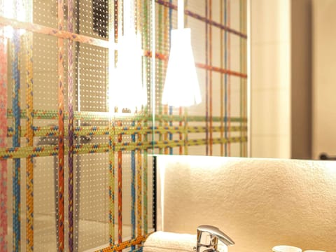 Premium bedding, pillowtop beds, desk, laptop workspace