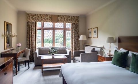 Executive Double Room | Premium bedding, in-room safe, individually decorated