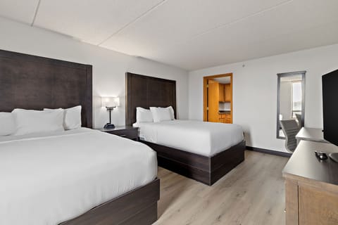 Apartment, 1 Bedroom, 2 Queen Beds, Non Smoking | Premium bedding, down comforters, pillowtop beds, desk