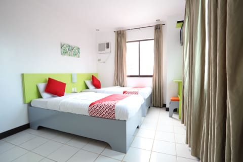 Superior Twin Room | In-room safe, free WiFi, bed sheets