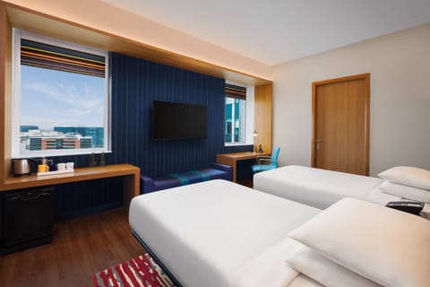 aloft, Room, 2 Twin Beds, Non Smoking, City View | Premium bedding, down comforters, memory foam beds, minibar