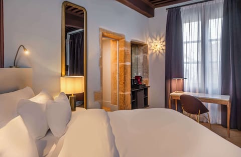 Junior Suite | Premium bedding, down comforters, minibar, in-room safe