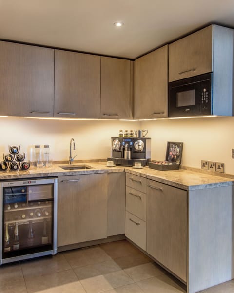 Suite (London) | Private kitchen | Coffee/tea maker, electric kettle, highchair