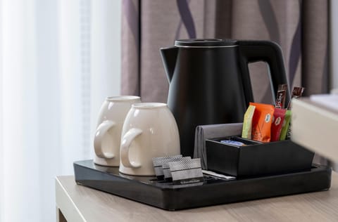 Premium bedding, in-room safe, desk, soundproofing