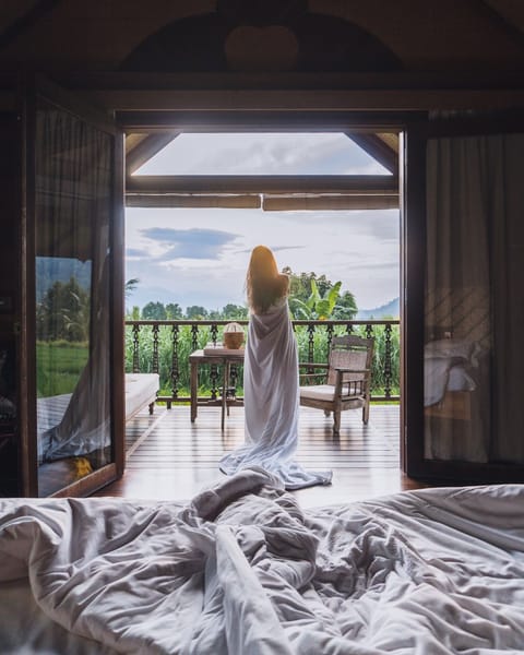 Bungalow, 1 Bedroom | Egyptian cotton sheets, premium bedding, Select Comfort beds, minibar