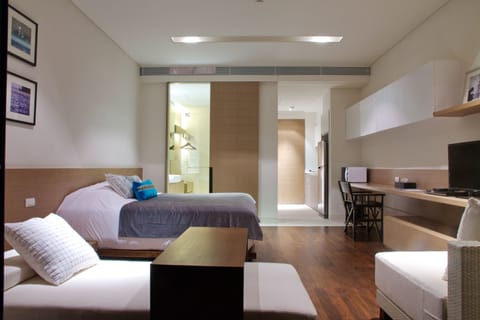 Comfort Studio, Garden View | Premium bedding, Select Comfort beds, minibar, in-room safe