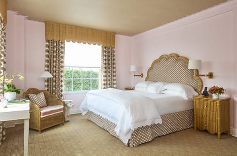 Premium Room, 1 King Bed | Egyptian cotton sheets, premium bedding, down comforters, pillowtop beds