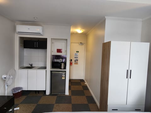 Fridge, coffee/tea maker, electric kettle