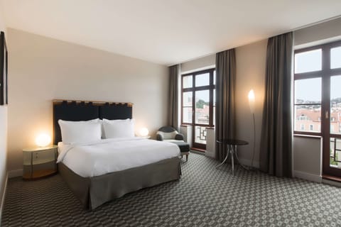 Premium Room, Terrace (Square View) | Hypo-allergenic bedding, minibar, in-room safe, desk