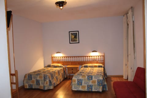 Classic Double or Twin Room | Premium bedding, down comforters, individually furnished, desk