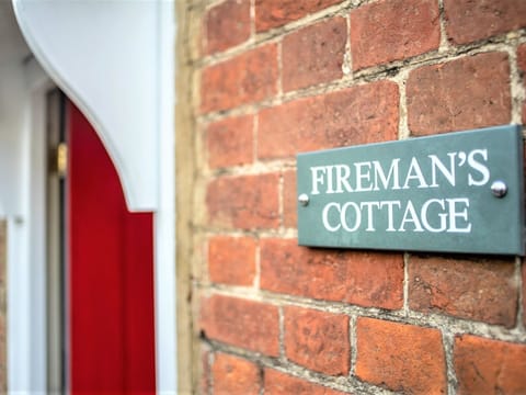 Cottage, Private Bathroom | Exterior