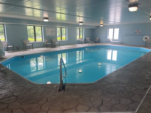 Indoor pool, open 6:00 AM to 10:00 PM, sun loungers