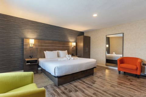 Deluxe Single Room | Premium bedding, desk, laptop workspace, blackout drapes