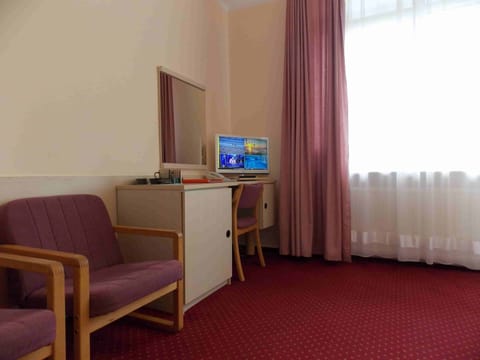 Double Room | Living area | LCD TV