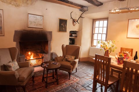 Flagstone floor kitchen with real fire.