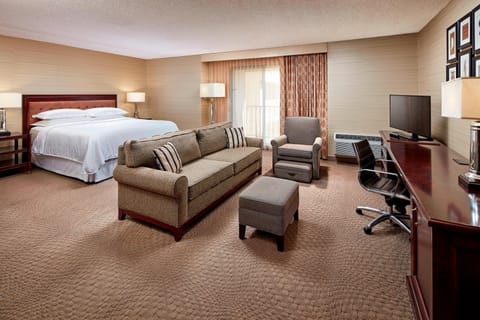 Suite, 1 Bedroom, Balcony | Premium bedding, pillowtop beds, in-room safe, blackout drapes