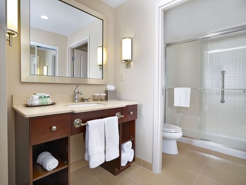 Suite, 1 King Bed, Non Smoking (Hospitality) | Bathroom shower