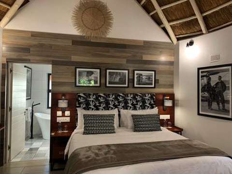 Honeymoon Double Room | In-room safe, desk, travel crib, free WiFi