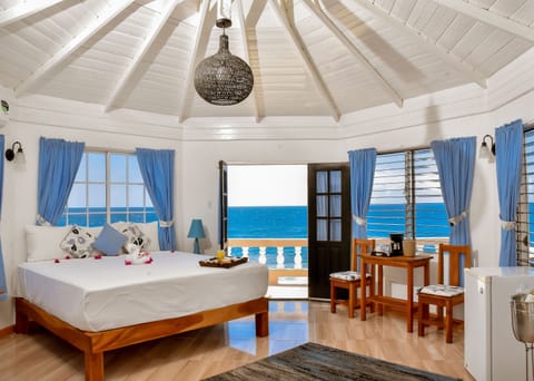 Honeymoon Suite, Ocean View, Terrace, 1 King Bed | Premium bedding, in-room safe, individually decorated, soundproofing